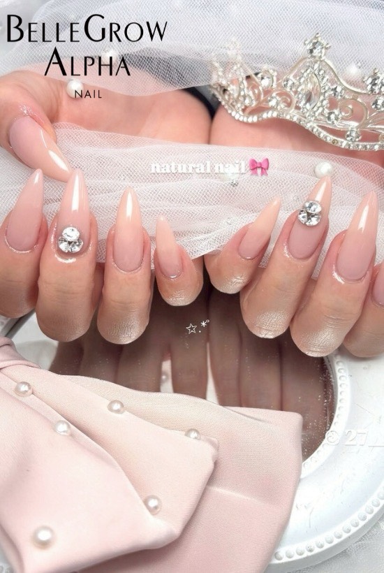 ベージュネイル