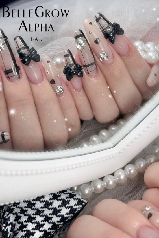 チェック柄ネイル