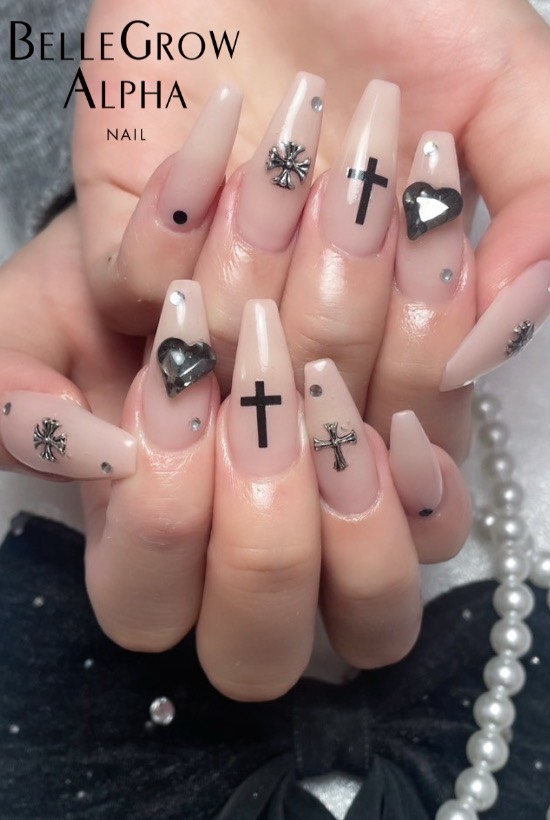 ベージュネイル