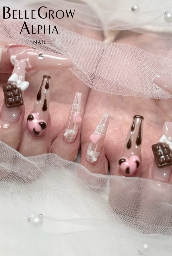 たらしこみチェックネイル